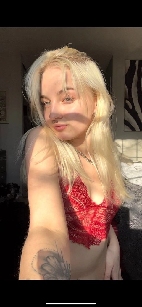 liz OnlyFans Picture