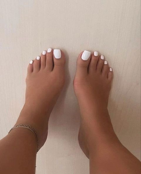 Strawberry Milkshake Feet