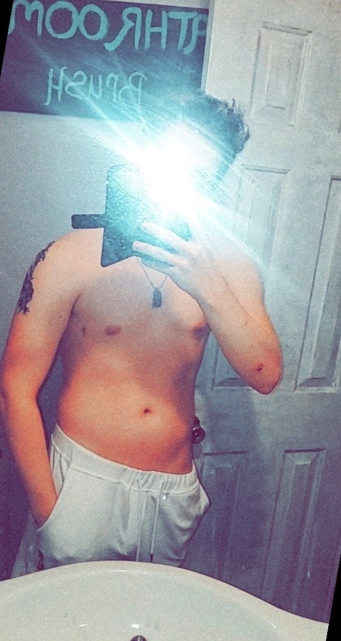 Hey it’s ya boi, skinnypenis OnlyFans Picture