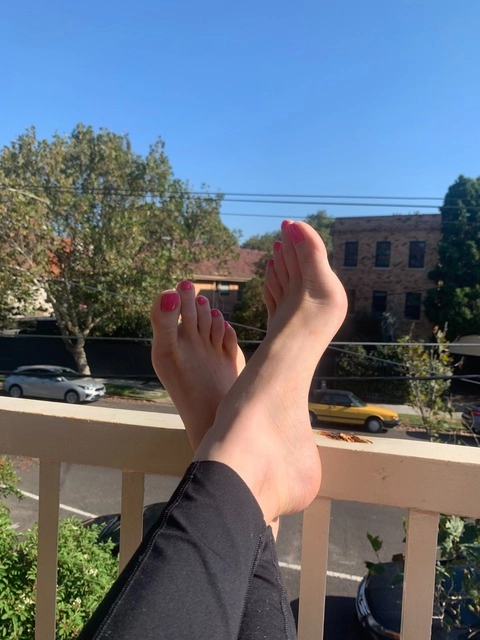 Myprettypinktoes OnlyFans Picture