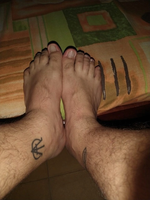 Colombian Feet