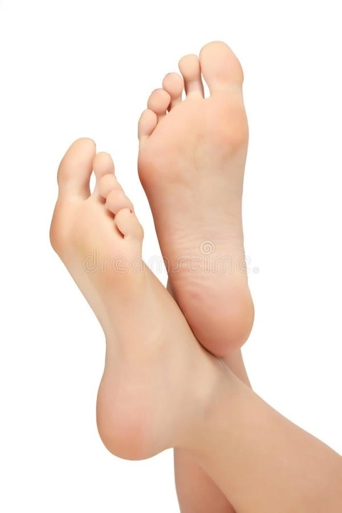 miss feet