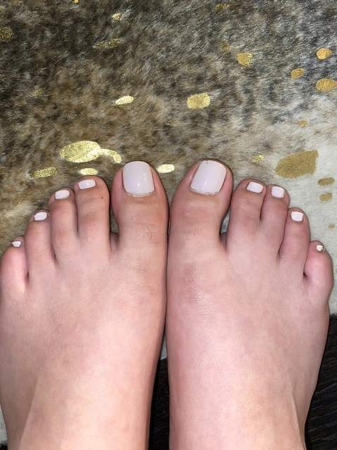 Exotic Toes OnlyFans Picture