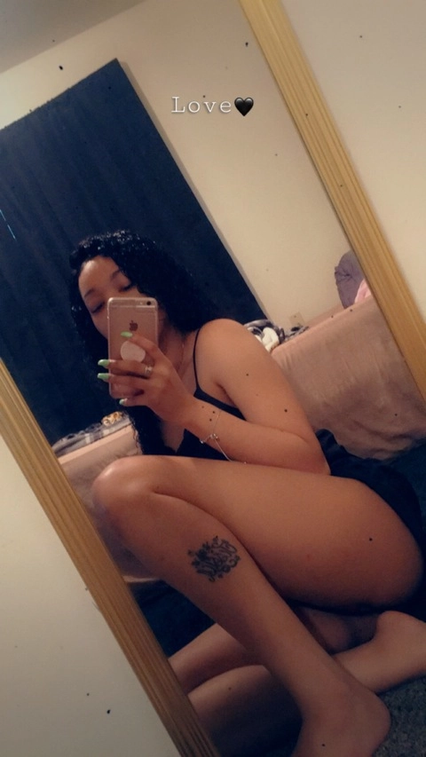 Jay Re’na OnlyFans Picture