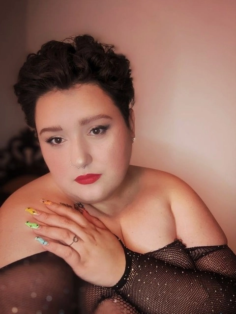 ❤️?️Curves-Confidence-Cunnalingus?️❤️ OnlyFans Picture