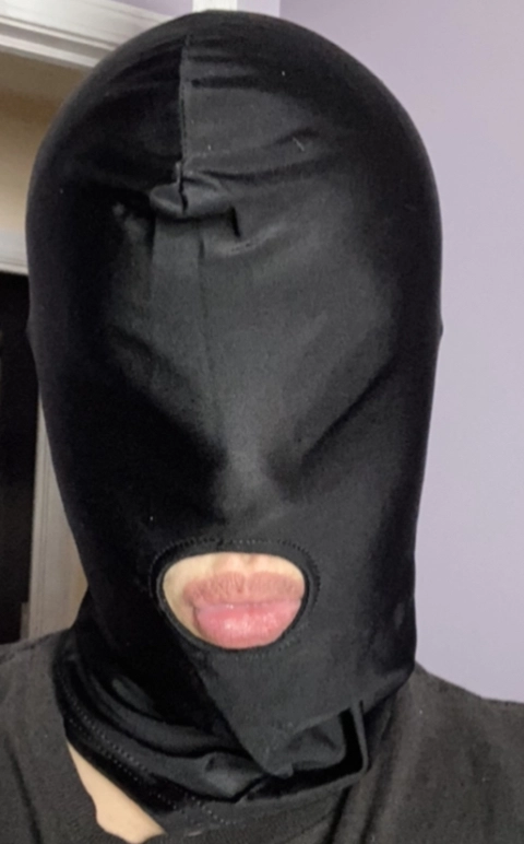 Masked man OnlyFans Picture