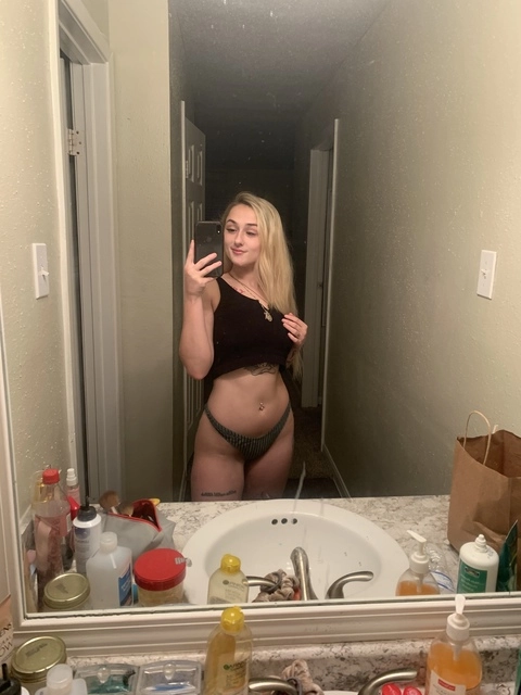 canadianbaby OnlyFans Picture