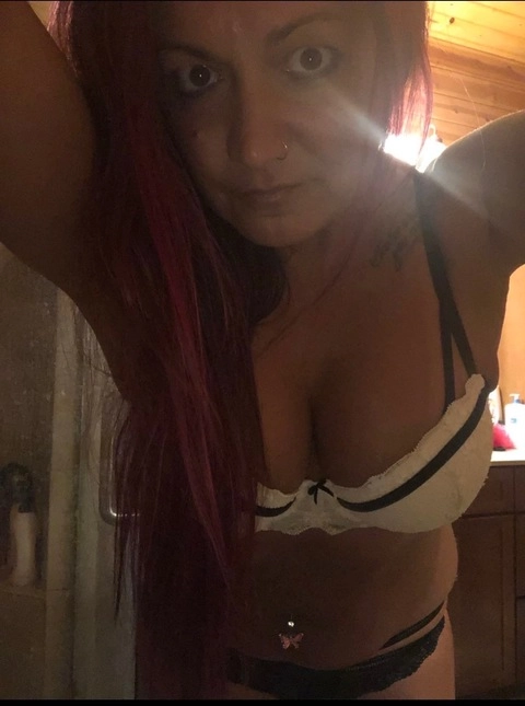 River Reyne OnlyFans Picture