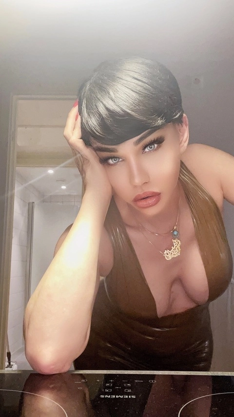 Arab Ameerah OnlyFans Picture