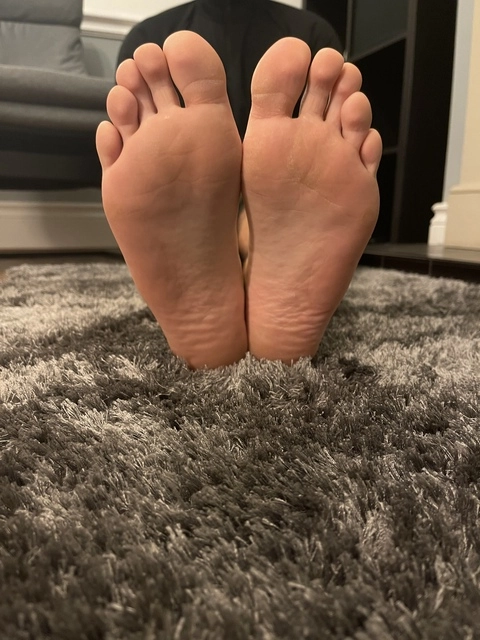 ToSellHisSole OnlyFans Picture