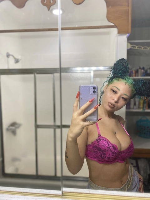 Lovelygin OnlyFans Picture