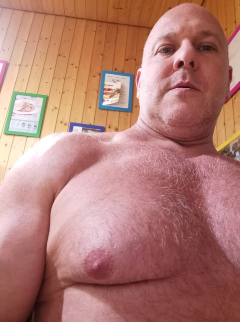 Gerhard von Allmen OnlyFans Picture