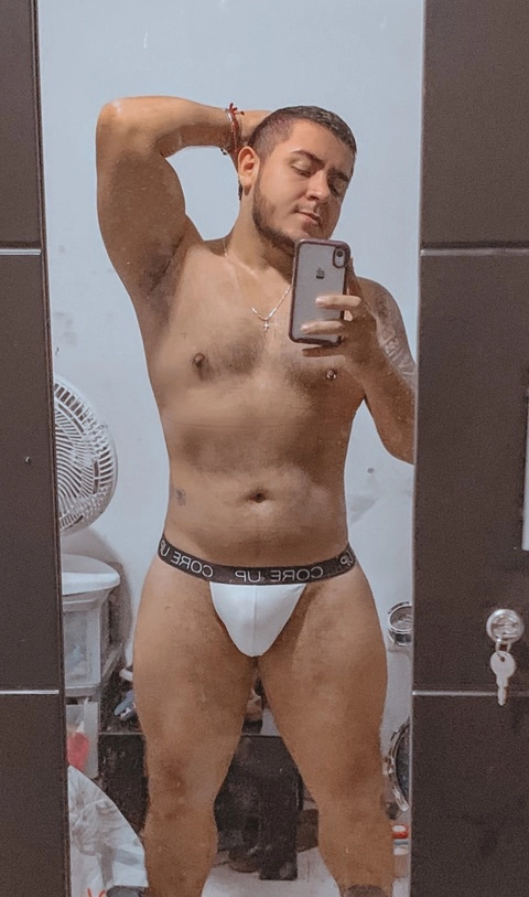 Bairon Granada OnlyFans Picture