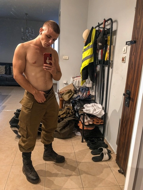 Ilya OnlyFans Picture