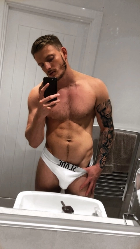 Filthy Pretty Boy Free ?? OnlyFans Picture