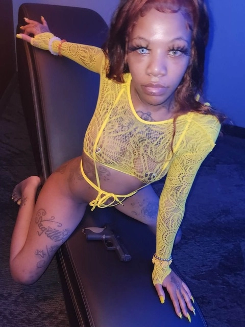 YOWIFEY OnlyFans Picture