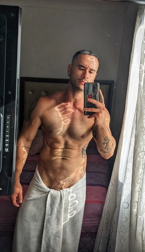 Alexis Monges Querol OnlyFans Picture
