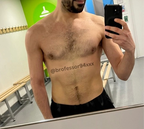 Brofessor94xxx OnlyFans Picture