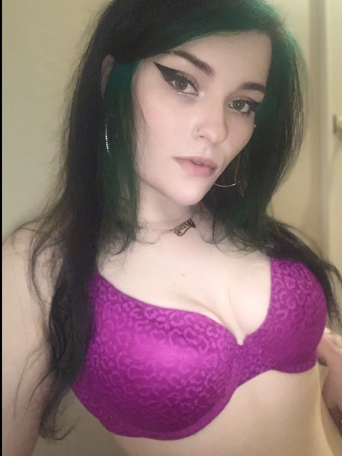 kitty OnlyFans Picture