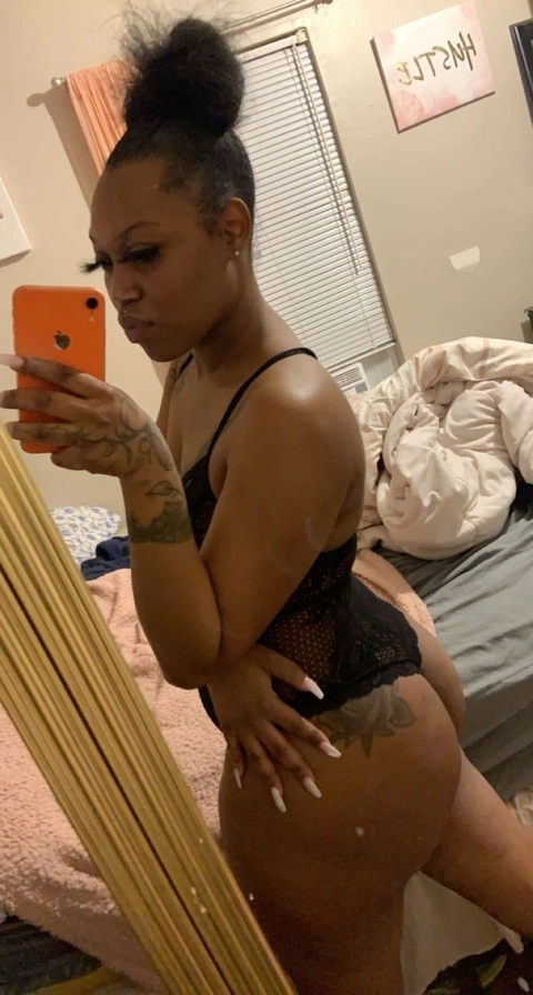 Sexy Caramel😋 OnlyFans Picture