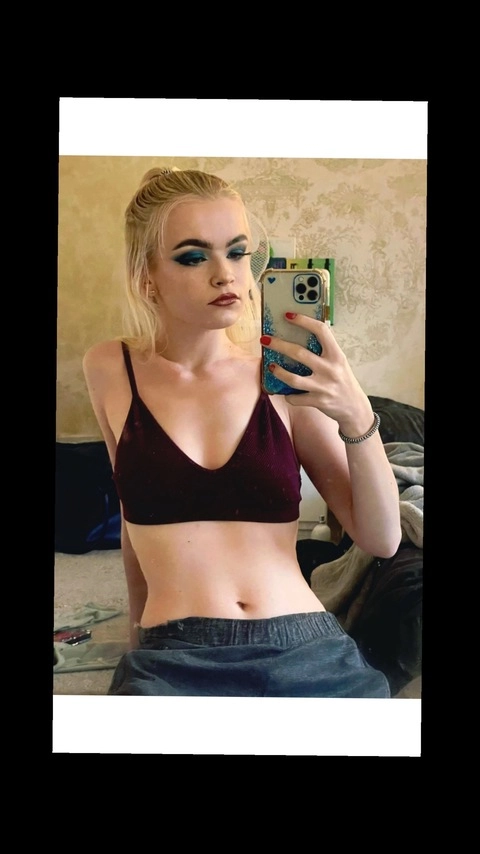 Olivia Hughes OnlyFans Picture