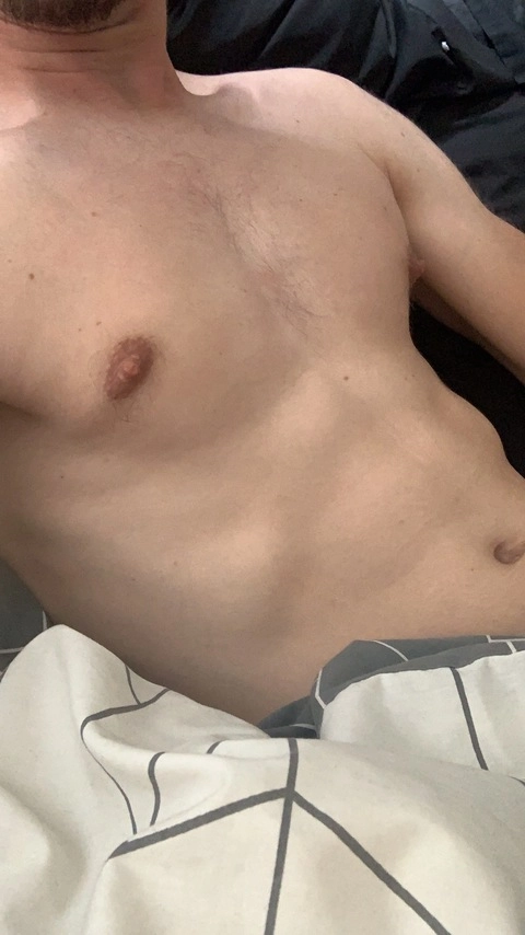 Guy on girl content OnlyFans Picture