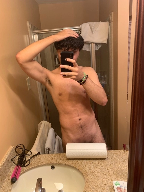 Nik OnlyFans Picture