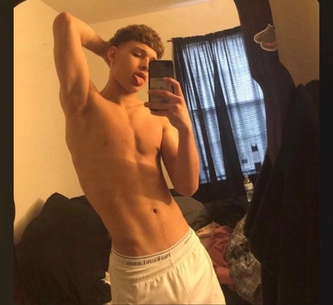 Drewskii OnlyFans Picture