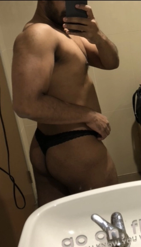 Bruce Bronco OnlyFans Picture