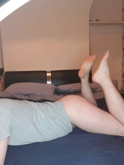 Ukgayuncut OnlyFans Picture