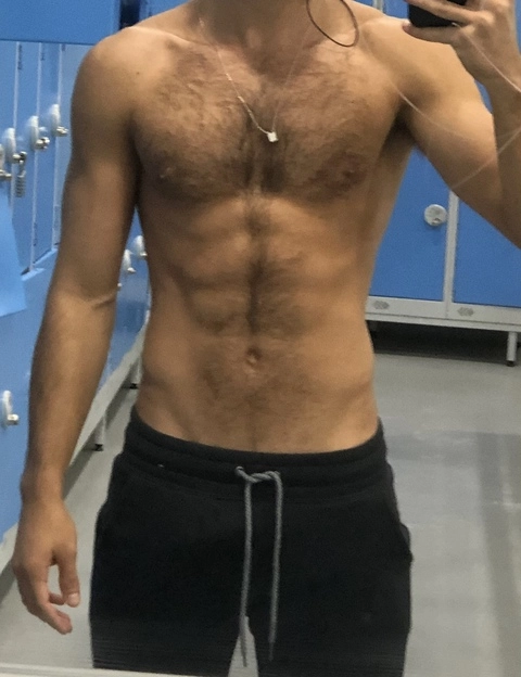 Léo Cabral OnlyFans Picture