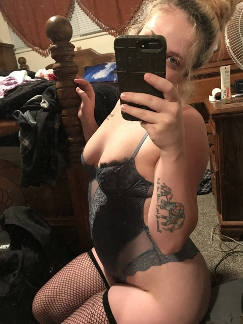 KC OnlyFans Picture