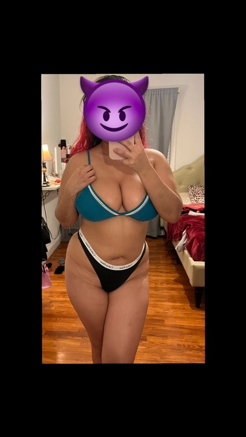 Lareina OnlyFans Picture