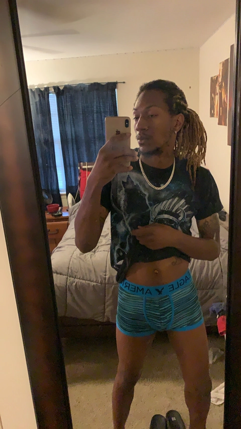 Extravagant hendrix OnlyFans Picture