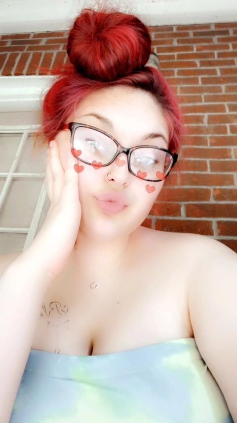 CheyyMarieee OnlyFans Picture