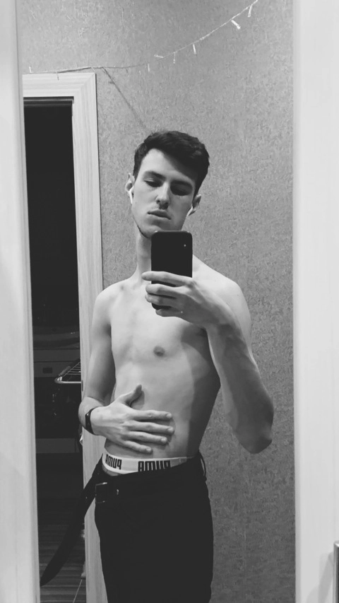 Maxim Morozov OnlyFans Picture