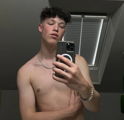 Levitwink OnlyFans Picture