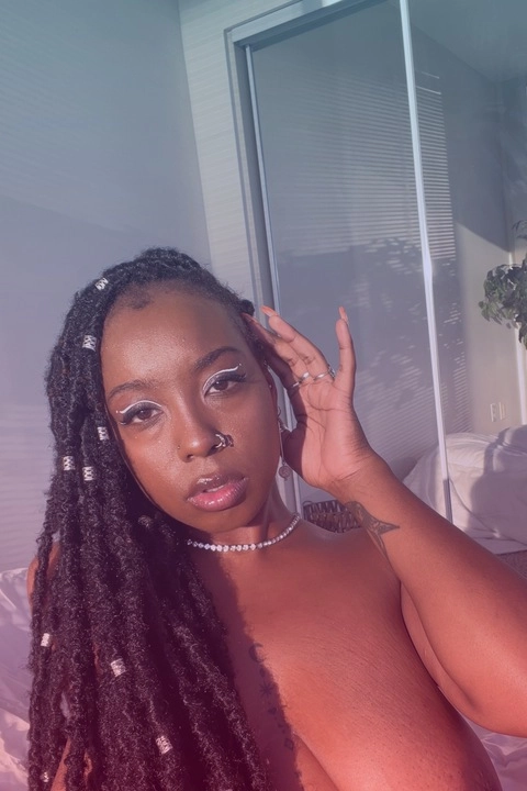 Mommy👩🏾‍🦱🍼 OnlyFans Picture