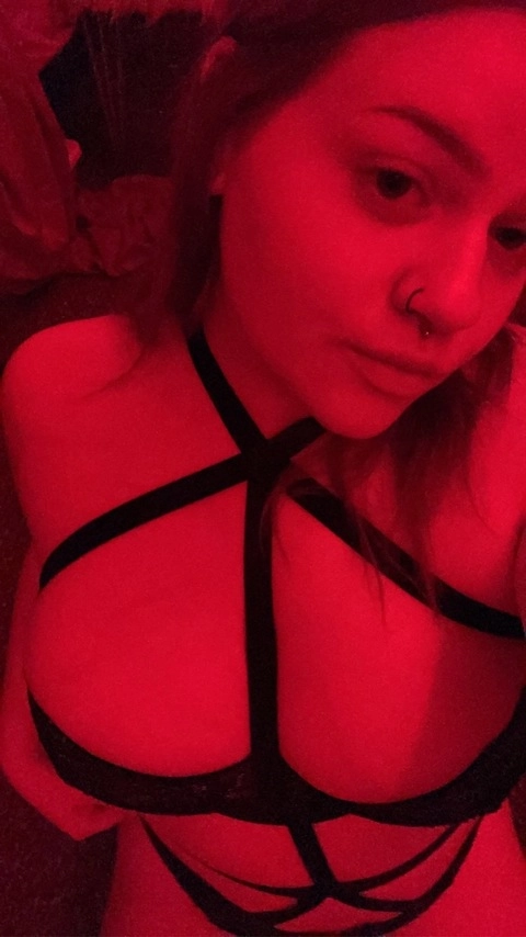 Luxxbby OnlyFans Picture