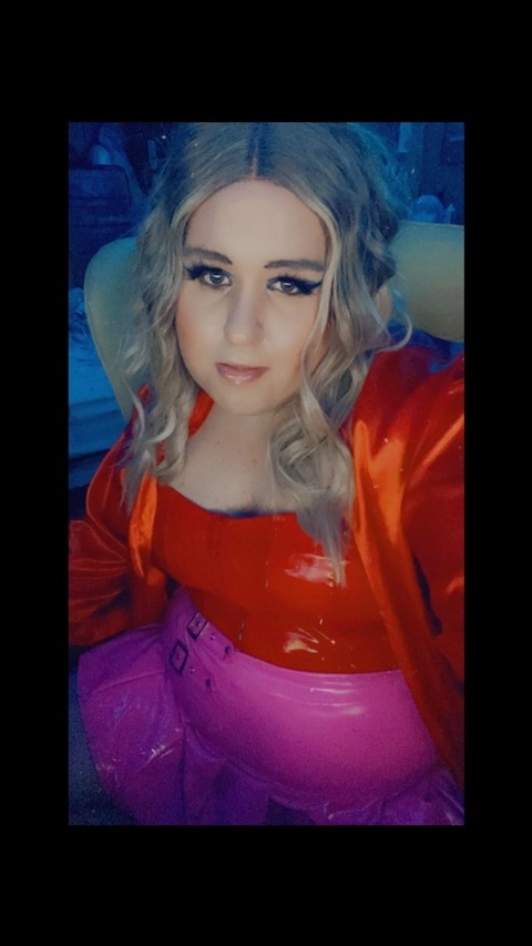 ginnycosplays OnlyFans Picture