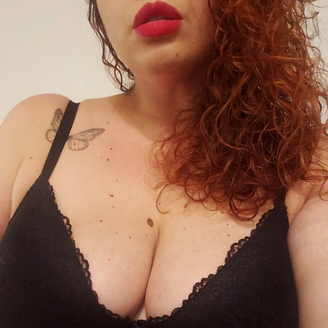 Jen Red OnlyFans Picture