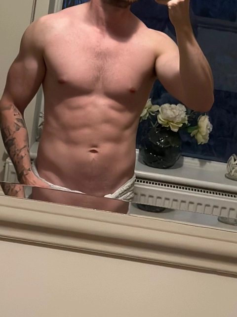 T OnlyFans Picture