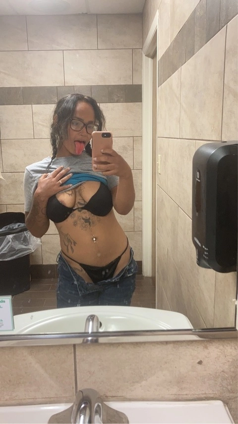Maryonna Cross OnlyFans Picture
