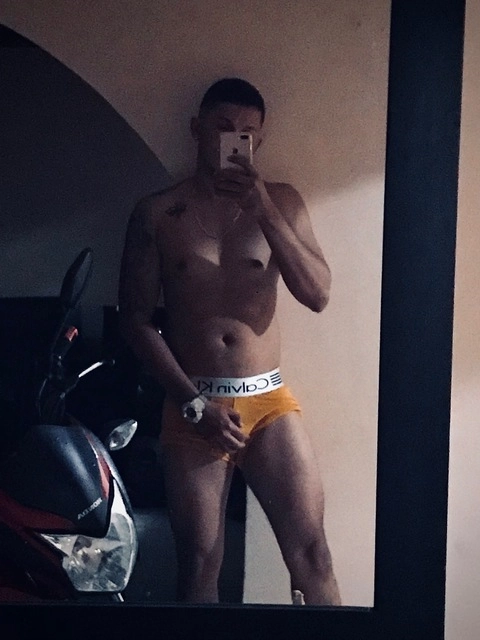 Jhon castillo OnlyFans Picture