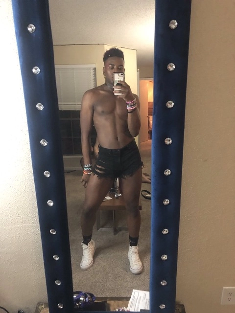 Topher K. OnlyFans Picture