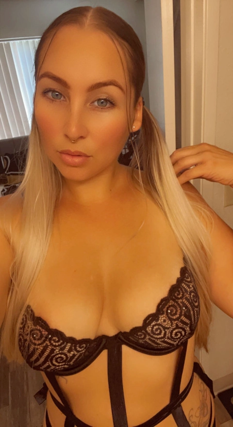 CaliXO OnlyFans Picture