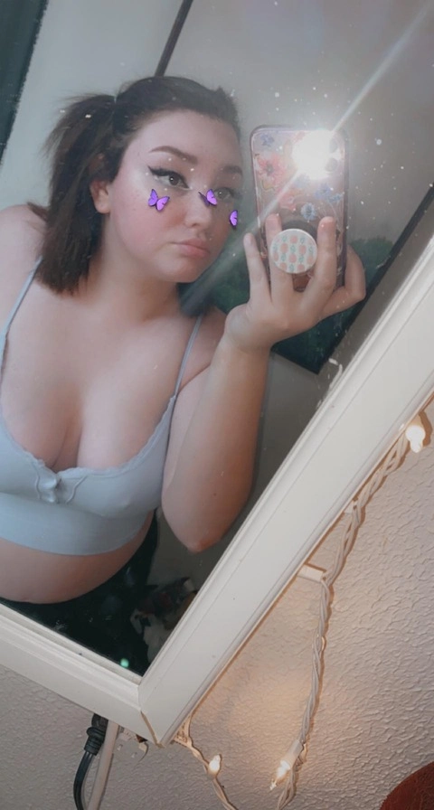 buttercup OnlyFans Picture