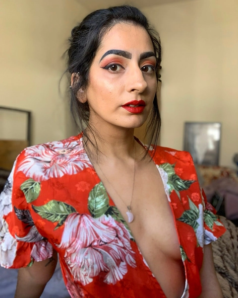 natural indian beauty OnlyFans Picture