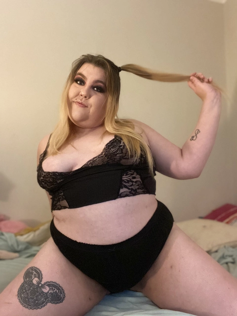 Chubby Cherry 🍒 OnlyFans Picture