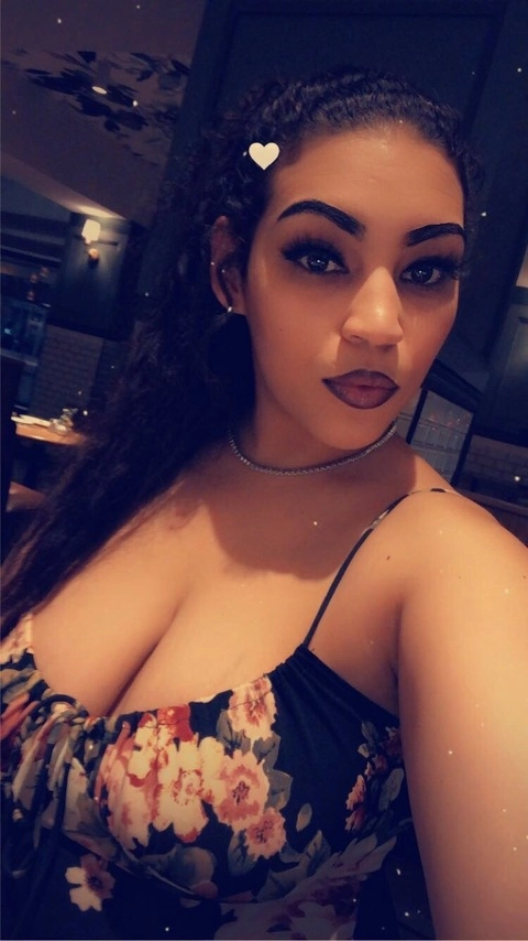 Karisha kay OnlyFans Picture